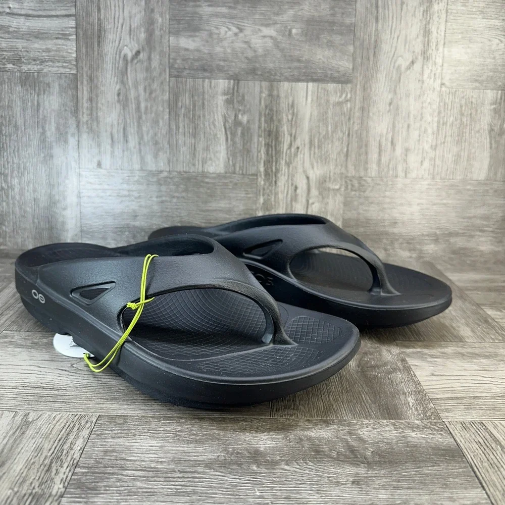Oofos OOriginal Sandals Mens 10 Womens 12 Black New Recovery Flip Flop Thong
